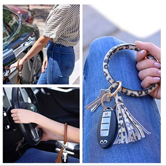 Tassel Bracelet print Key Ring - Picture 8 of 8